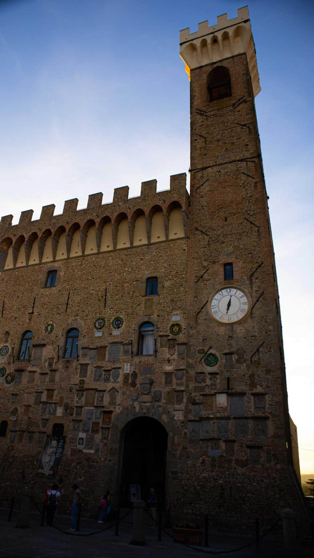 Palazzo dei Vicari (3)