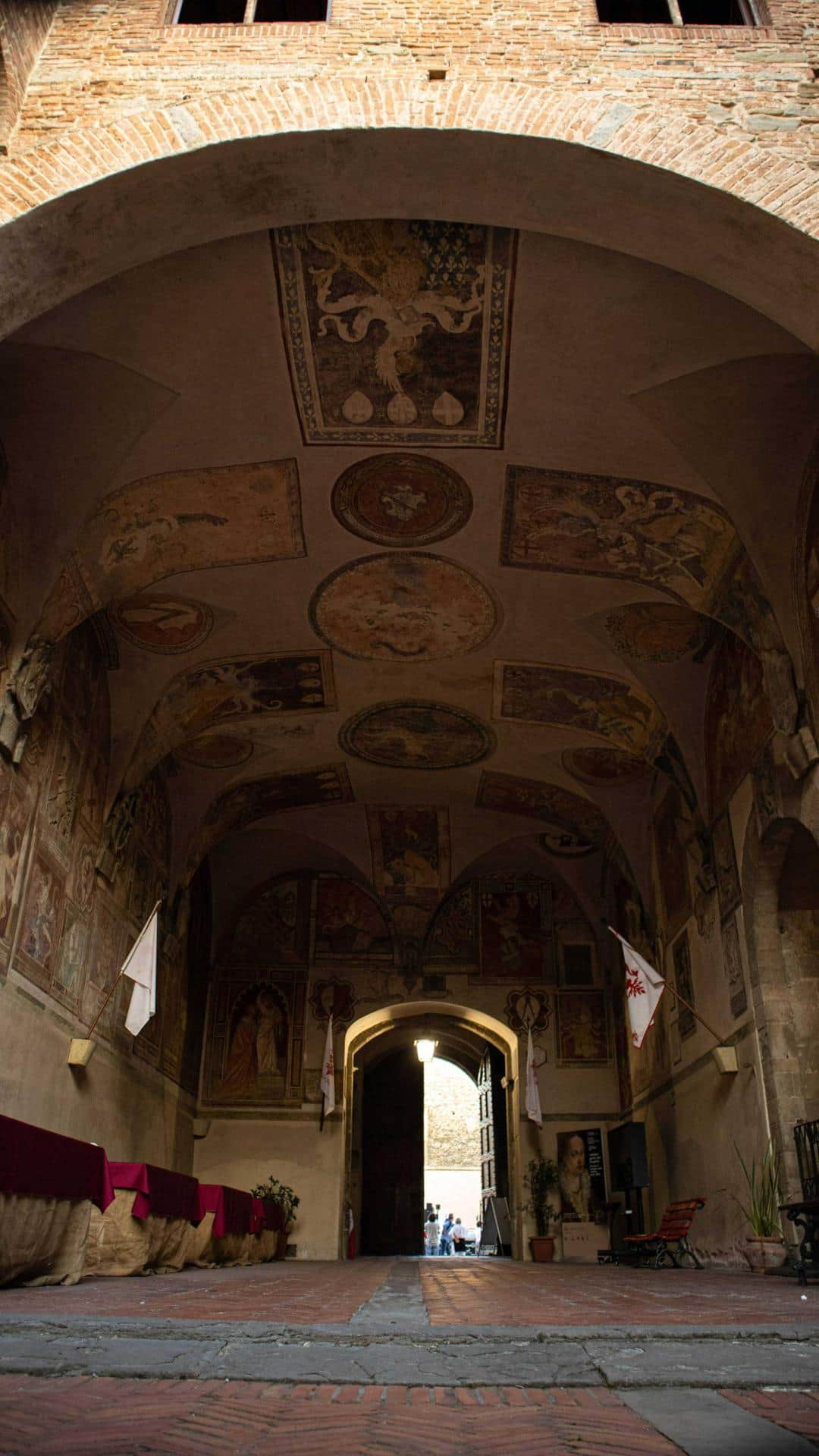 Palazzo dei Vicari (4)