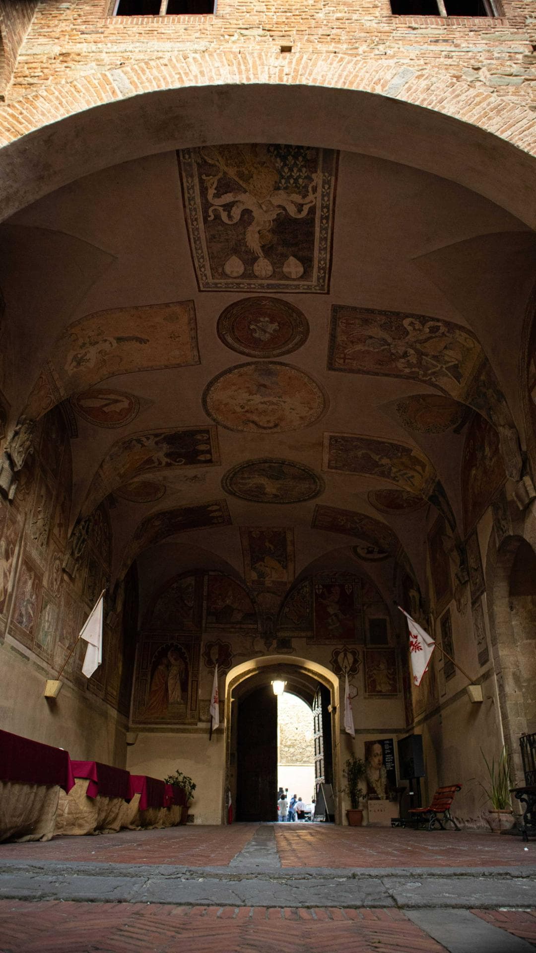 Palazzo dei Vicari (4)